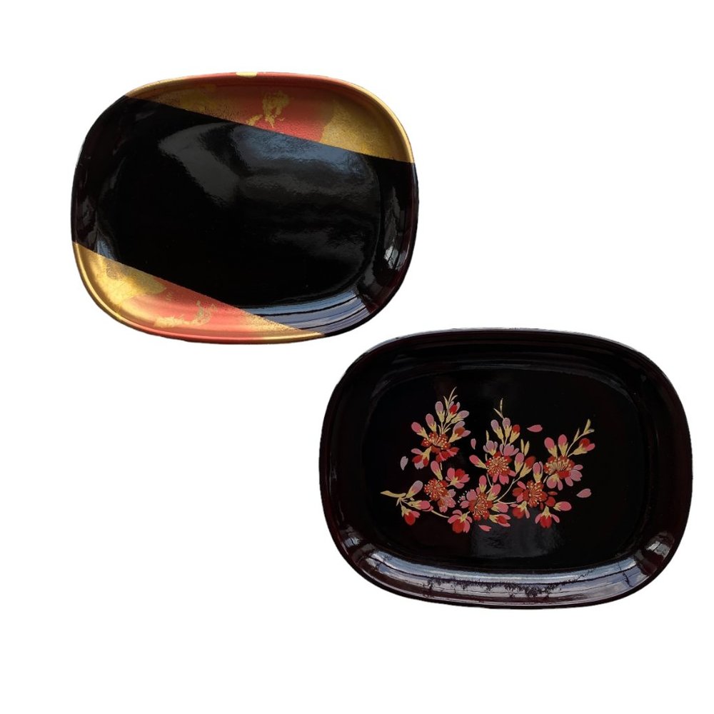 2 Small Lacquered Trinket Trays Jewelry Change Dishes